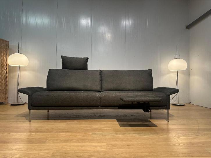 Rolf Benz Cara 3-Zits + Voetenbank – NP: €9.000, Huis en Inrichting, Zetels | Zetels, Zo goed als nieuw, Rechte bank, Driepersoons