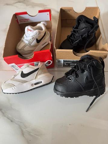 Baskets Nike beschikbaar voor biedingen