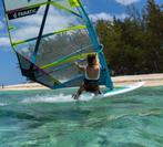 Windsurfplank - compleet fanatic 340 fun/race, Sports nautiques & Bateaux, Planche à voile, 300 cm ou plus, 5 à 7 m², Avec aileron(s)