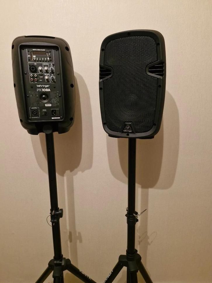 Behringer 2 Actieve PA Luidsprekers, boxen als nieuw  € 140, Muziek en Instrumenten, Versterkers | Keyboard, Monitor en PA, Zo goed als nieuw