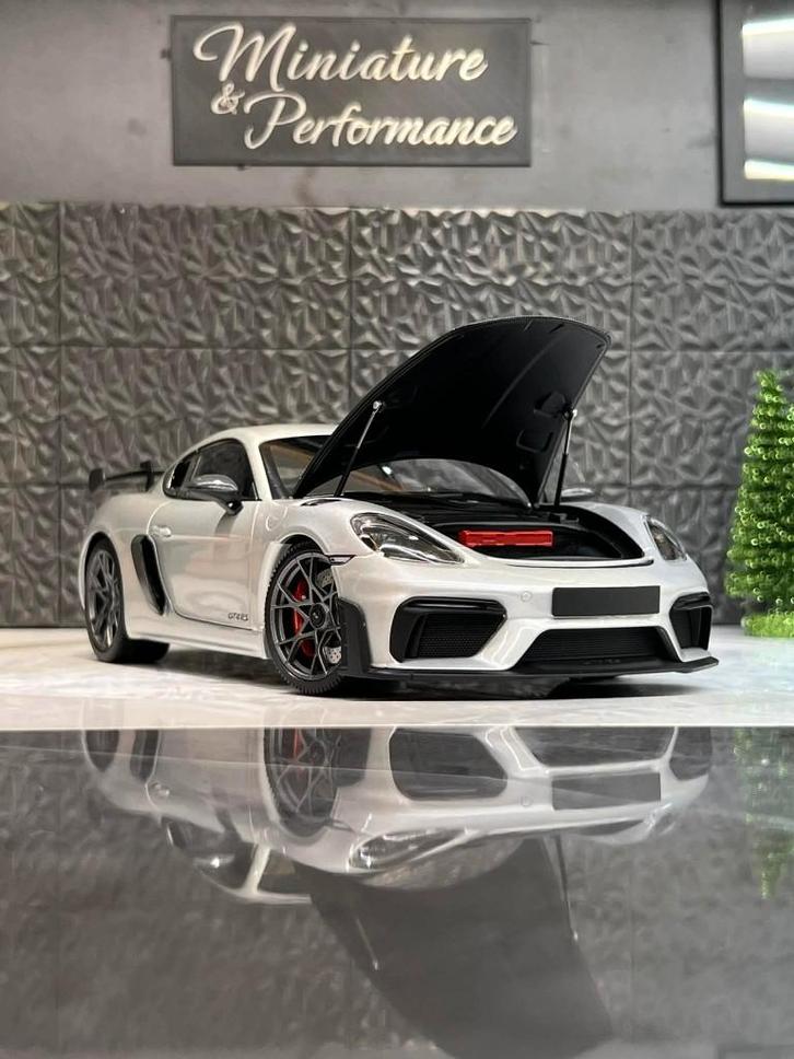 1/18 Porsche GT4RS, Hobby & Loisirs créatifs, Voitures miniatures | 1:18, Comme neuf, Voiture, MiniChamps, Enlèvement ou Envoi