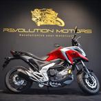 Honda NC750X toonzaalmodel, Motoren, 2 cilinders, 745 cc, Bedrijf, Meer dan 35 kW