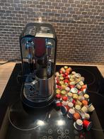 Nespresso Creatista Plus koffiemachine + 55 capsules, Elektronische apparatuur, Koffiezetapparaten, Ophalen, Koffiepads en cups