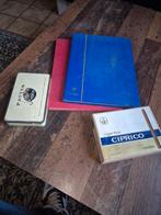 Sigarenringen, 2 volledige albums en 2 gevulde doosjes, Ophalen of Verzenden, Zo goed als nieuw