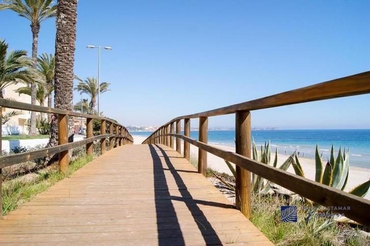 bungalow aan zee te koop in Spanje, Immo, Buitenland, Spanje, Appartement, Dorp