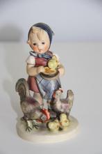 Hummel beeldje goebel * meisje die eten geeft * 199/v *14cm, Ophalen of Verzenden, Gebruikt, Hummel