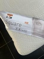 Lit + matelas, Huis en Inrichting, Ophalen, Zo goed als nieuw, Tweepersoons