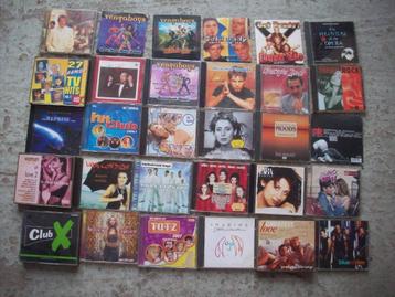 groot lot cd's beschikbaar voor biedingen