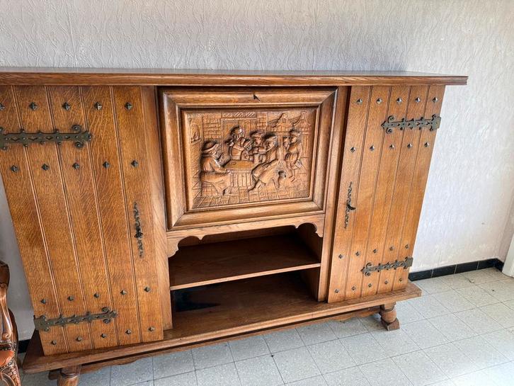 Prachtig gesneden barsecretaris van massief eikenhout, Antiek en Kunst, Antiek | Meubels | Stoelen en Sofa's, Ophalen