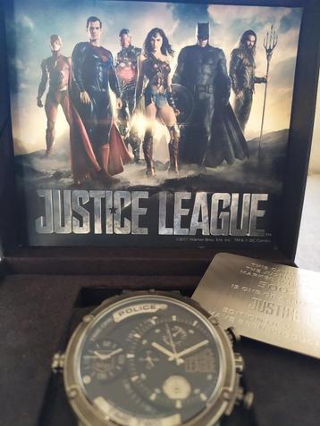 Horloge Justice League Police disponible aux enchères