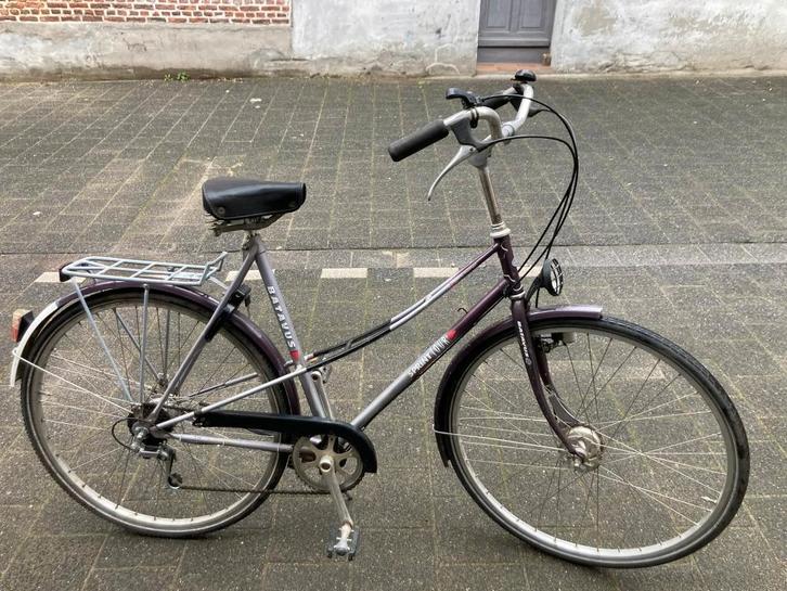 Damesfiets BATAVUS 28", Fietsen en Brommers, Fietsen | Dames | Damesfietsen, Gebruikt, Batavus, Versnellingen, Ophalen