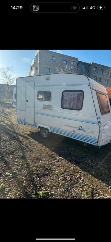 Licht gewicht caravelair Silver 375 zonder caravan rijbewijs beschikbaar voor biedingen