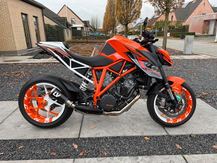 KTM Superduke 1290R Gen1 ‼️UNIEKE KANS‼️, Motoren, Motoren | KTM, Particulier, Naked bike, meer dan 35 kW, 2 cilinders, Motorrijbewijs A
