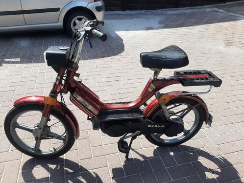 Te koop bromfiets Piaggo Bravo (Vespa) klasse A, Fietsen en Brommers, Scooters | Piaggio, Gebruikt, Overige modellen, Klasse A (25 km/u)