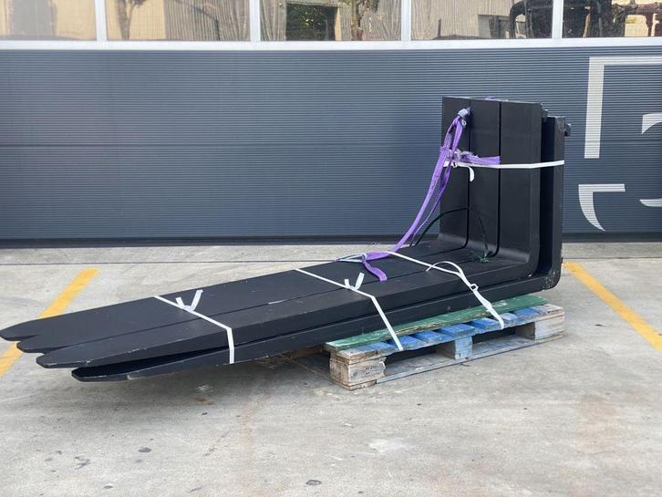 SET VORKEN 200 x 70 x 2400 4A, Zakelijke goederen, Machines en Bouw | Heftrucks en Intern transport, Voorzetapparatuur, Overige aandrijving