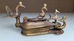 Vintage messing Kum Kum poeder tikka doos., Ophalen of Verzenden