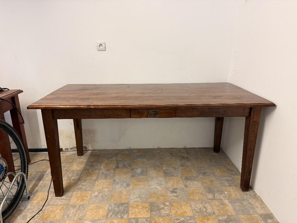 Table salle a manger en bois massif, Quatre personnes, 150 à 200 cm, Enlèvement, Utilisé