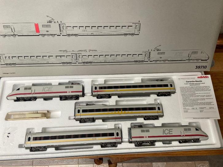 Märklin 39710 : DIGITALE ICE 5 in okt, Hobby en Vrije tijd, Modeltreinen | H0, Zo goed als nieuw, Treinset, Wisselstroom, Märklin