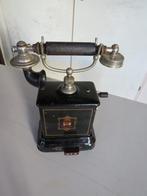 Antiek bakelieten telefoontoestel, Ophalen