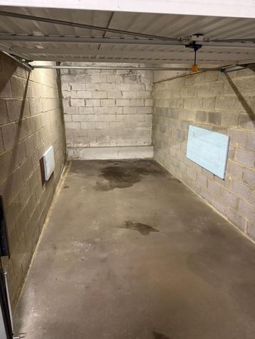 Garage à louer beschikbaar voor biedingen