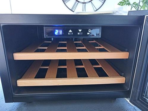Cave à vin pour 8 bouteilles., Elektronische apparatuur, Koelkasten en IJskasten, Gebruikt, Ophalen