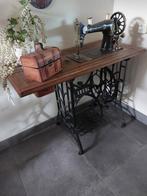vintage naaimachine, Antiek en Kunst, Ophalen