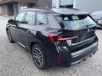 BMW X1 sDrive18i M Sport Shadow line Aut Led Navi Allu18..., Auto's, BMW, Leder en Stof, Zwart, Bedrijf, 5 zetels
