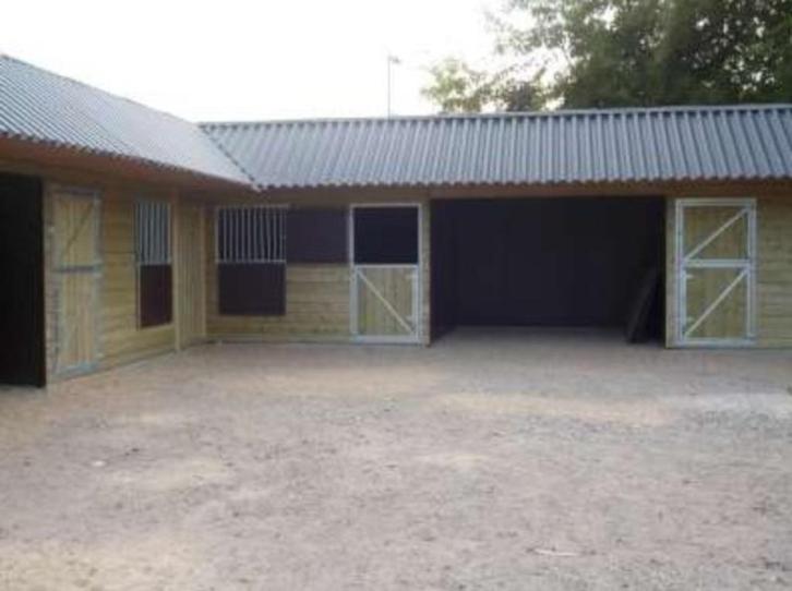 Paardenstallen voor meerdere paarden, Dieren en Toebehoren, Stalling en Weidegang
