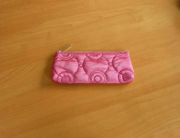 Fuchsia roze retro cirkels toilettas makeuptas van Clinique beschikbaar voor biedingen