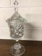 Drageoir en cristal, Ophalen