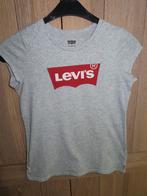 T-shirt 'Levi's', Meisje, Ophalen of Verzenden, Zo goed als nieuw, Shirt of Longsleeve