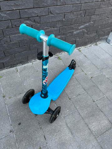 Kleuter step Oxelo Decathlon beschikbaar voor biedingen
