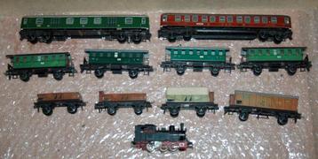 Lots 10 wagons TRIX HO + 1 loco Marklin HO beschikbaar voor biedingen