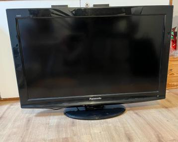 Panasonic LCD TV full HD 32” 81cm beschikbaar voor biedingen
