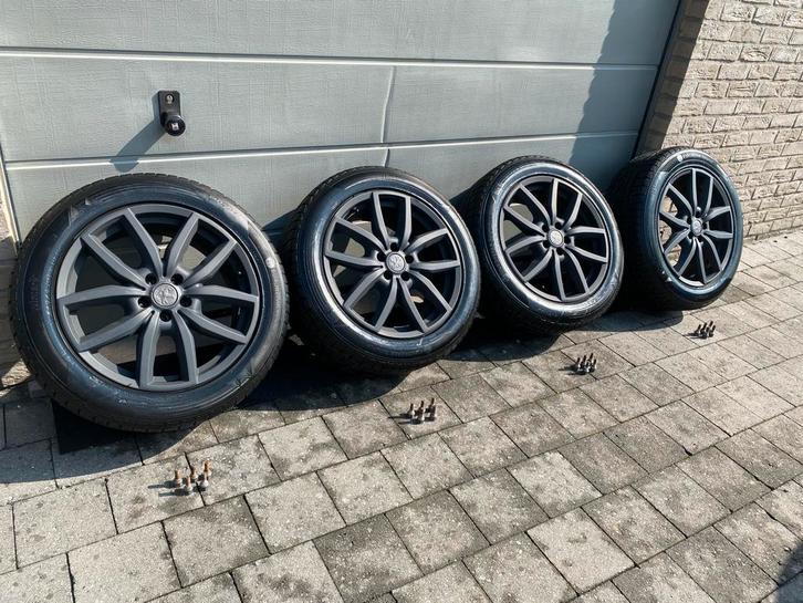 Winterbanden 3PMSF/M&S op velg voor Peugeot 3008, Auto-onderdelen, Banden en Velgen, Velg(en), Winterbanden, Ophalen