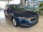 Skoda Octavia Combi 1.5 TSI DSG Selection|Sfeer|Camera|Trekh, Auto's, Skoda, Stof, 4 cilinders, Blauw, 127 g/km