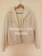 Jas beige Bershka - heel warm, Kleding | Dames, Ophalen, Zo goed als nieuw, Beige