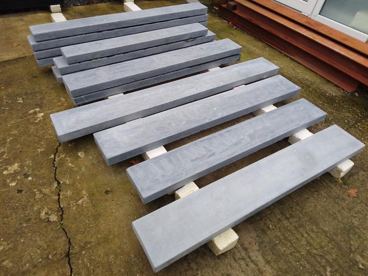 Verschillende Prachtige Belgische blauwstenen, Doe-het-zelf en Bouw, Plinten en Afwerking, Zo goed als nieuw, Vensterbanken, Hardsteen
