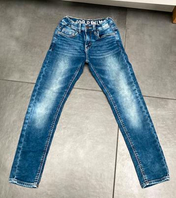 308: Blauwe Jeansbroek maat 140  beschikbaar voor biedingen