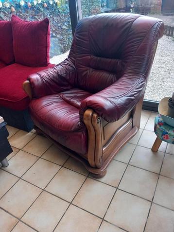 Lederen fauteuil  beschikbaar voor biedingen