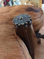 Opgezet koebankje , echte koehuid , zeer mooi, 50 à 100 cm, Comme neuf, Enlèvement, Chêne