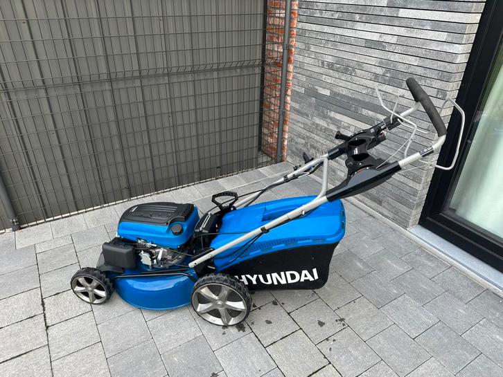 Hyundai grasmaaier - 51cm - 196 cc - elektrische starter, Tuin en Terras, Grasmaaiers, Zo goed als nieuw, Benzine-grasmaaier, 50 cm of meer