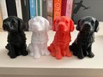 4 kleine plastic honden zwart/grijs/wit/rood, Nieuw