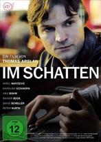 IM SCHATTEN (2010), Verzenden, Gebruikt