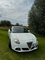 Alfa Romeo Giulietta, Auto's, Voorwielaandrijving, Euro 5, Stof, Zwart