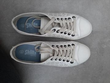 Witte schoenen Skills maat 41 beschikbaar voor biedingen