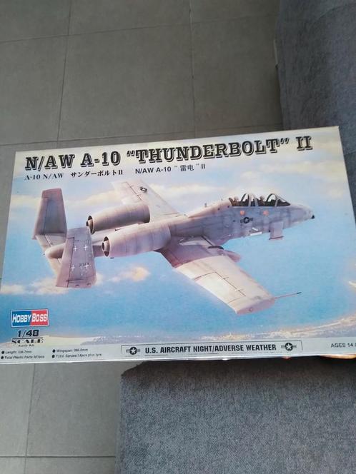 Te koop A10 „” Thunderbolt „” 2 1/48, Hobby en Vrije tijd, Modelbouw | Vliegtuigen en Helikopters, Nieuw, Vliegtuig, Groter dan 1:72