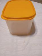 1 boîte à provisions Tupperware de 2 litres, Enlèvement ou Envoi, Comme neuf