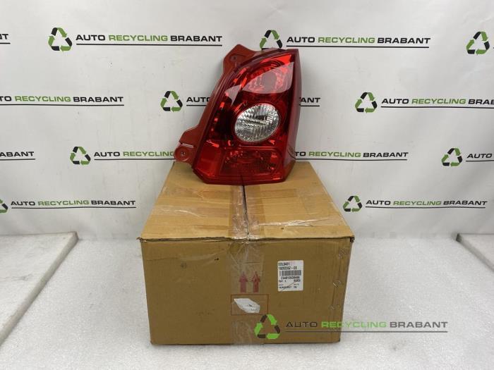 Feu arrière droit d'un Suzuki Alto, Autos : Pièces & Accessoires, Éclairage, Utilisé, 3 mois de garantie