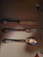 Anciens couverts. Couteaux,  fourchettes, cuillères, Ophalen